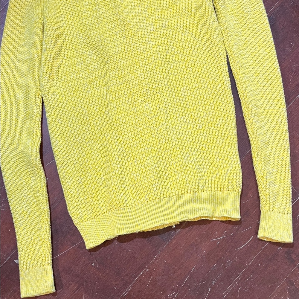 🌻3/$15🌻 Talbots Bright Yellow Cable-Front Crewneck Sweater - Picture 6 of 7